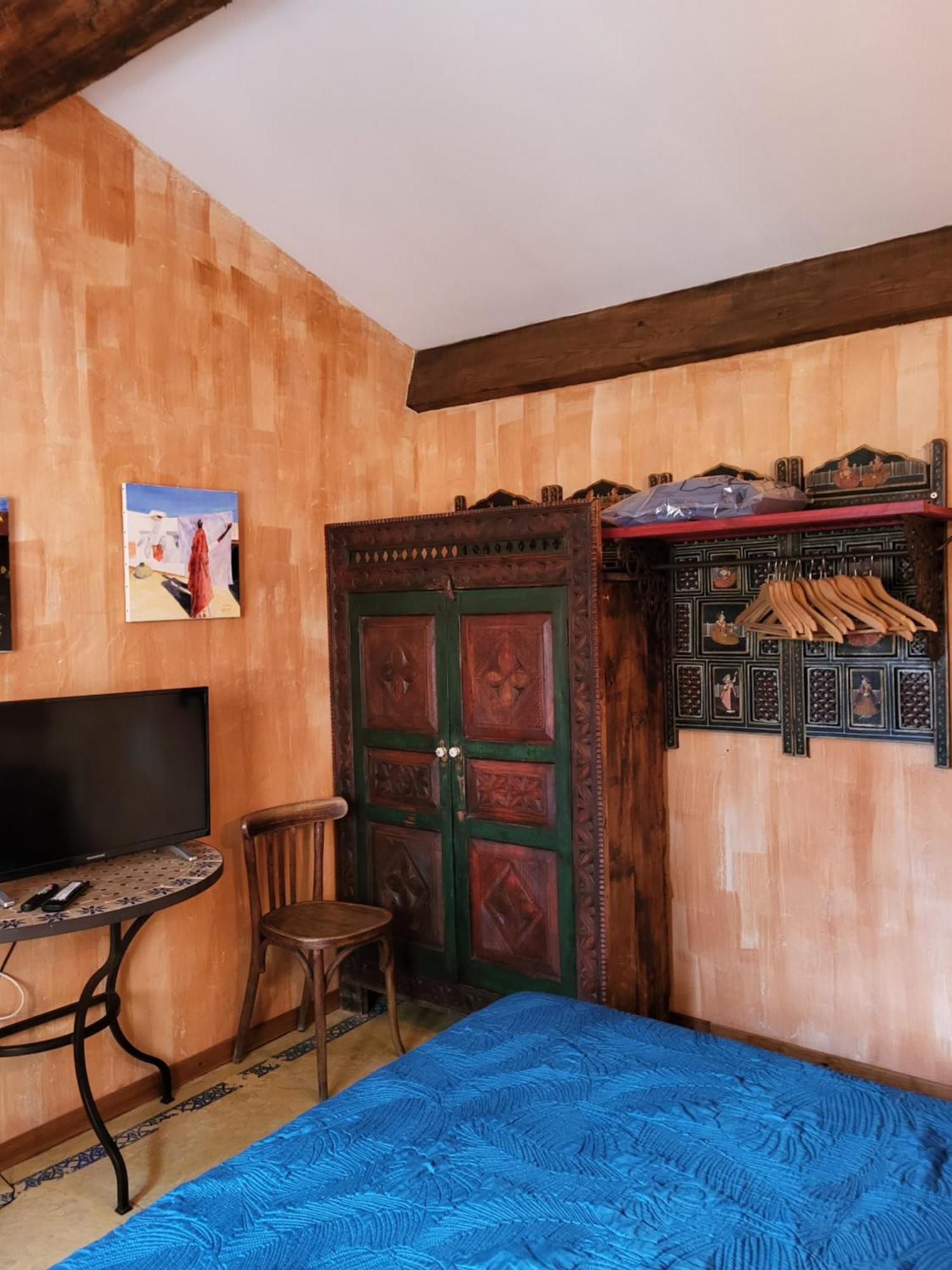 Studios Et Gite La Sauvasse Vagnas Habitación foto